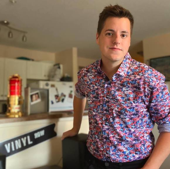 Meet your Posher, Chris - Picture 1 of 1